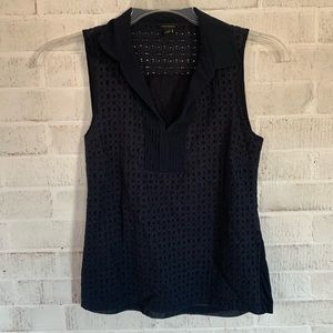 Ann Taylor Women Navy Collard Eyelet Tank Size XS